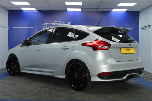 Used Ford Focus 2017 for sale - 75693252: Photo 2
