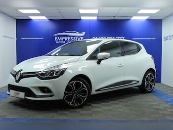 Used Renault Clio 2018 for sale - 76647735: Photo