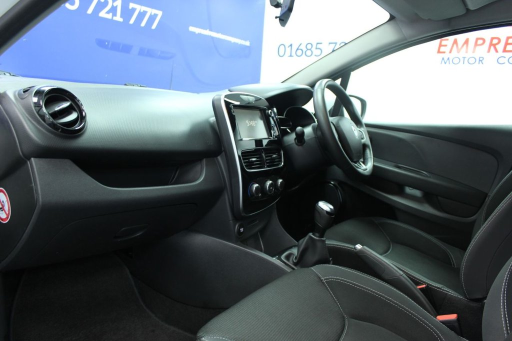 Used Renault Clio 2018 for sale - 76647735: Photo 7