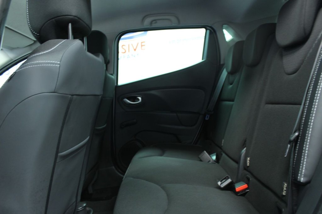 Used Renault Clio 2018 for sale - 76647735: Photo 8