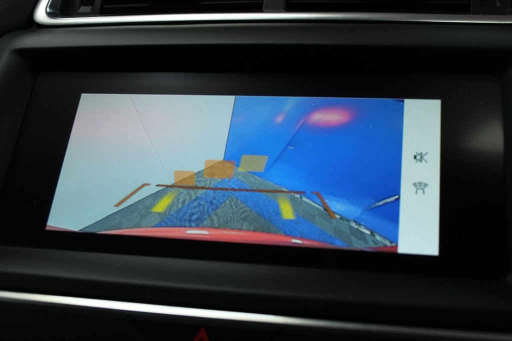 Used Jaguar E-Pace 2020 for sale - 78022143: Photo 8