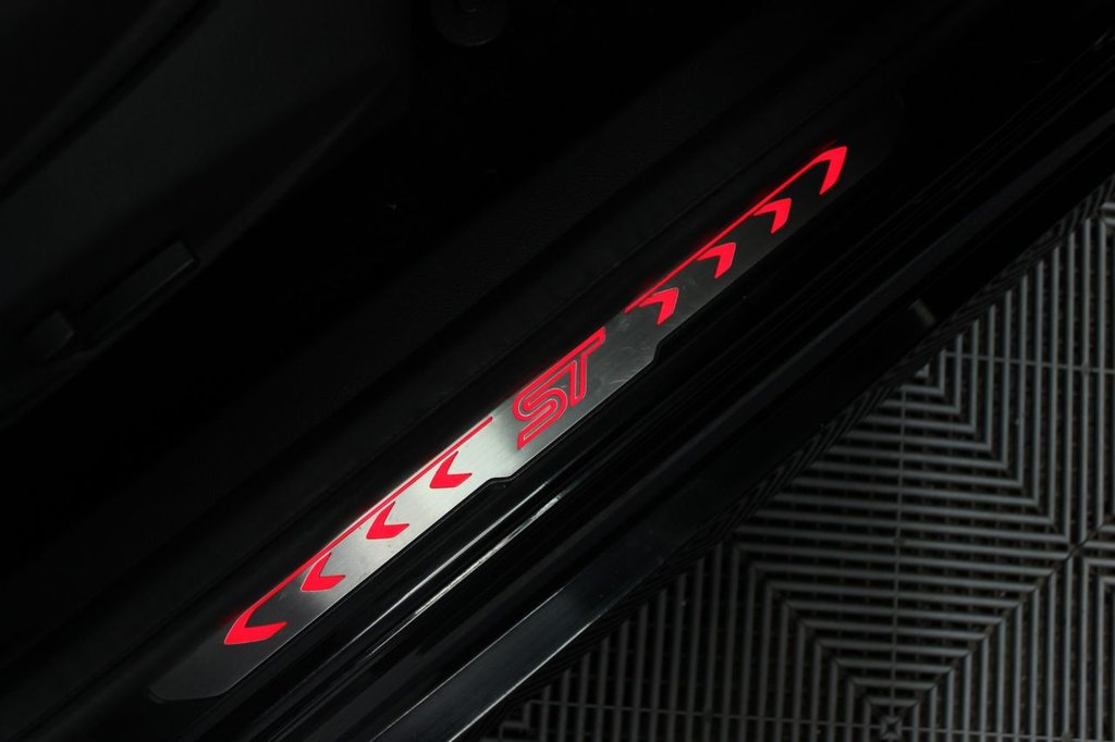 Used Ford Focus 2018 for sale - 76400364: Photo 10