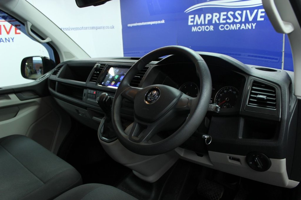 Used Volkswagen Transporter 2019 for sale - 76367876: Photo 4