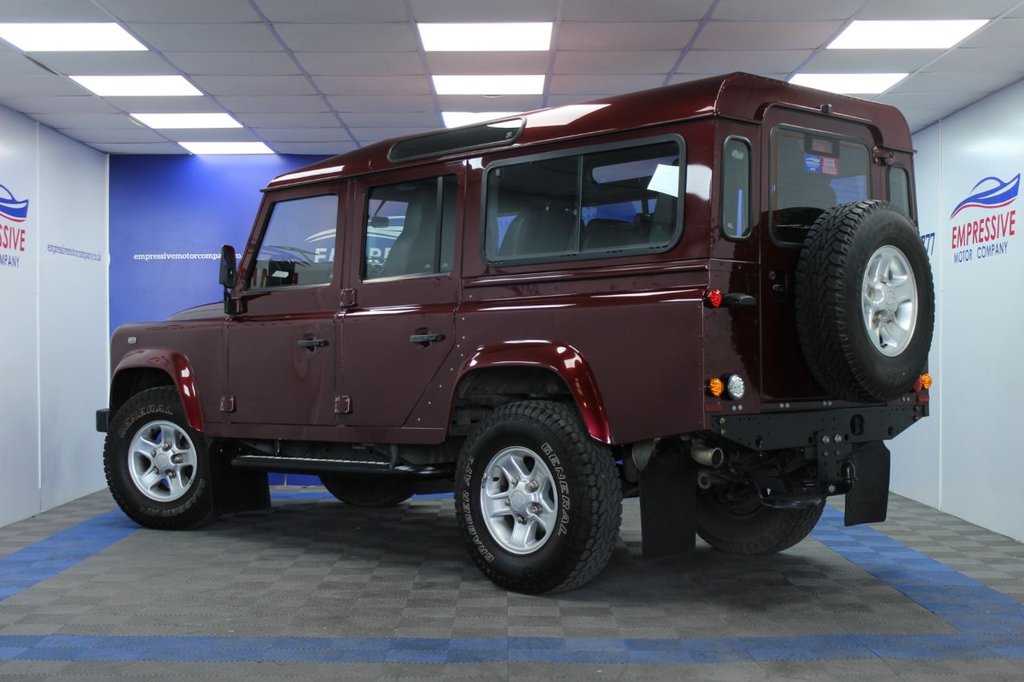 Used Land Rover Defender 2015 for sale - 76642381: Photo 2