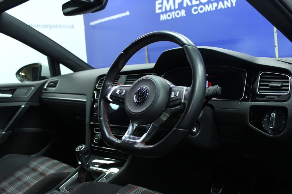 Used Volkswagen Golf 2019 for sale - 77256122: Photo 7