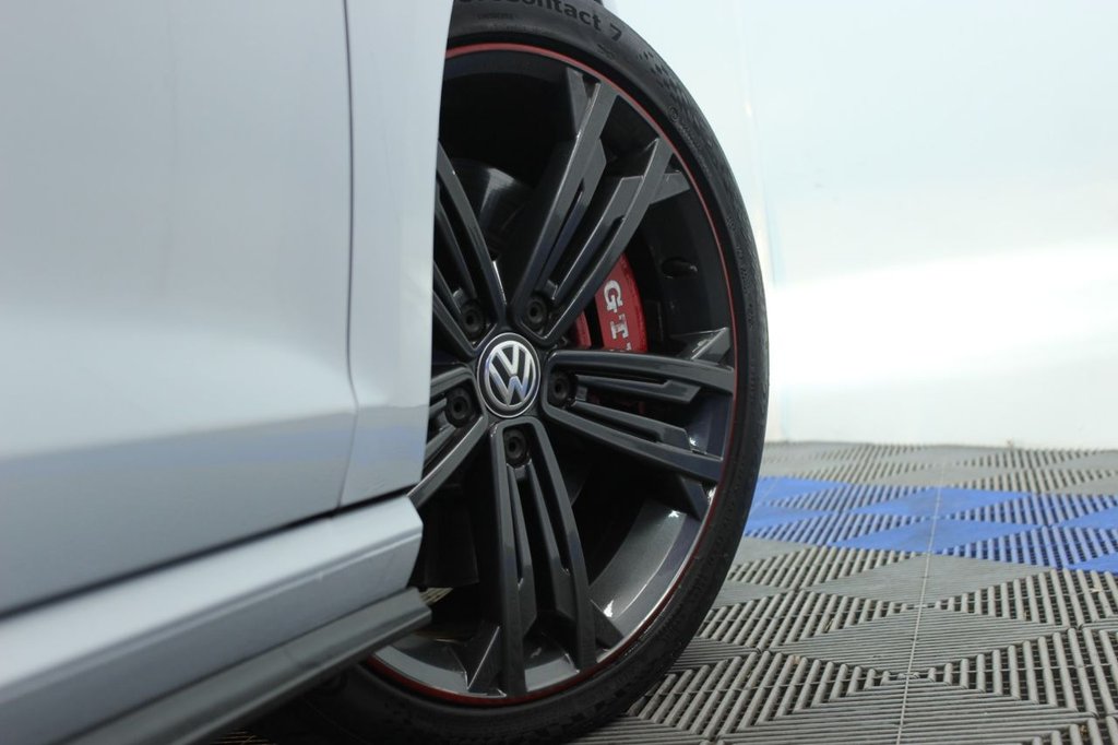 Used Volkswagen Golf 2019 for sale - 77576167: Photo 3
