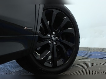 Used Land Rover Discovery Sport 2019 for sale - 79466134: Photo