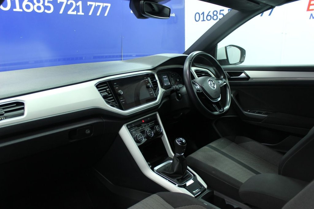 Used Volkswagen T-Roc 2021 for sale - 77627376: Photo 8