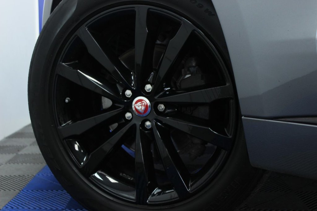 Used Jaguar F-Pace 2020 for sale - 77785919: Photo 5