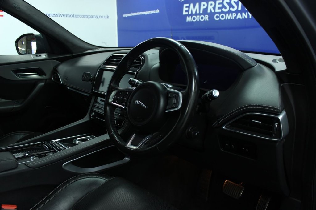 Used Jaguar F-Pace 2020 for sale - 77785919: Photo 6