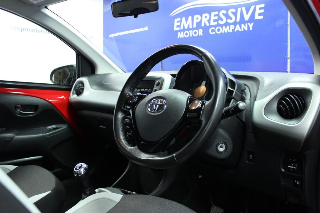 Used Toyota AYGO 2017 for sale - 76610321: Photo 5