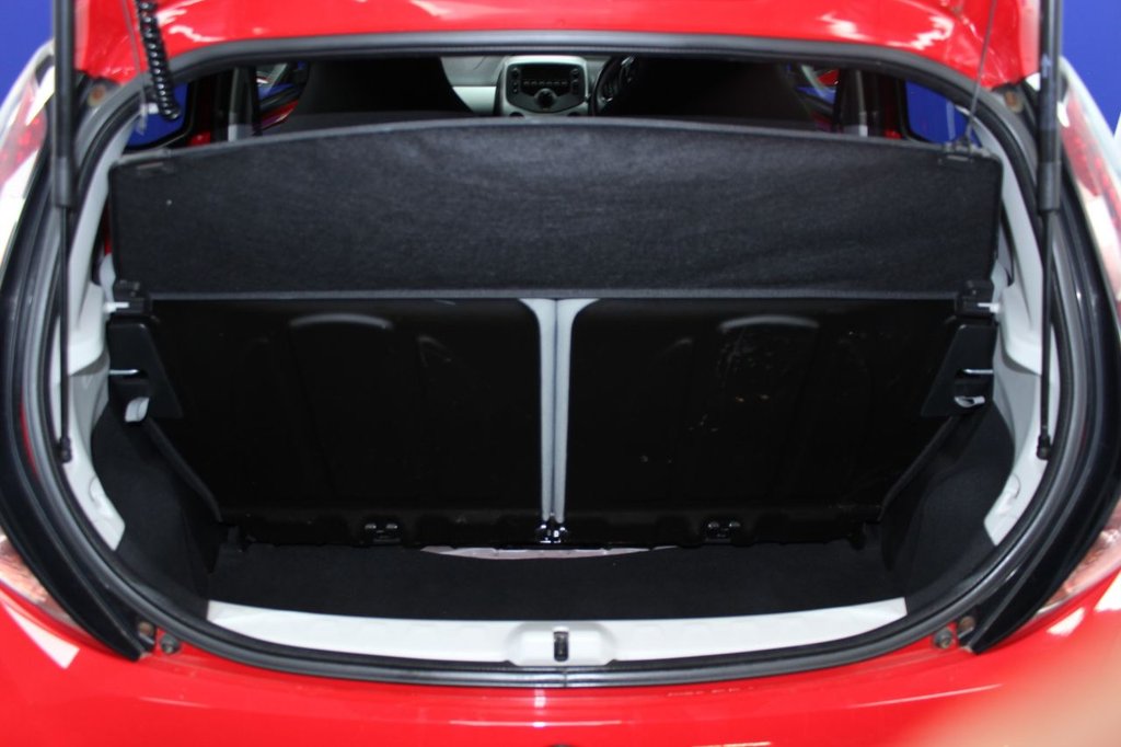 Used Toyota AYGO 2017 for sale - 76610321: Photo 8