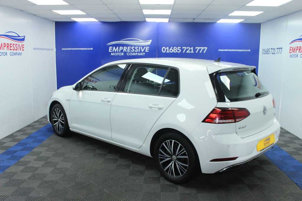 Used Volkswagen Golf 2019 for sale - 77193479: Photo 2