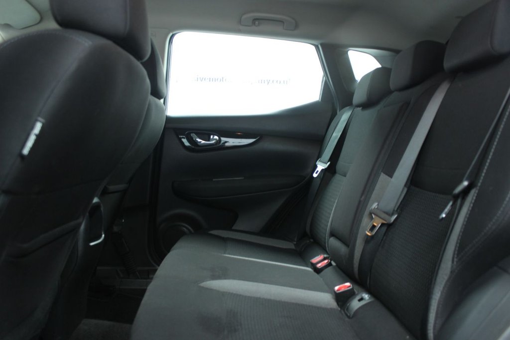 Used Nissan Qashqai 2018 for sale - 77031120: Photo 7