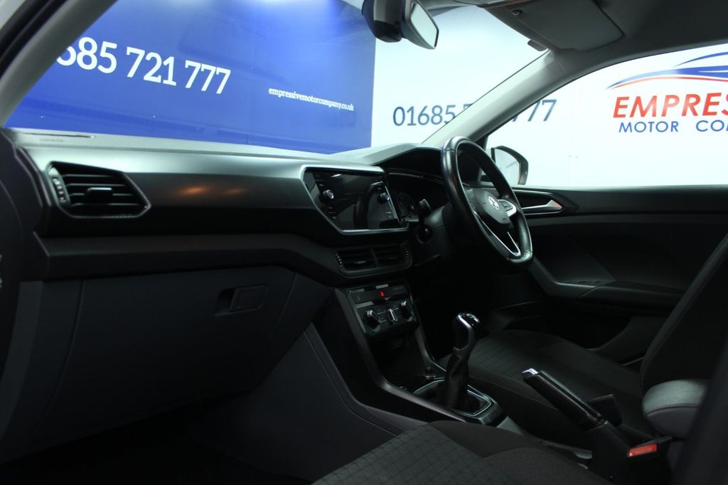 Used Volkswagen T-Cross 2019 for sale - 76670640: Photo 6