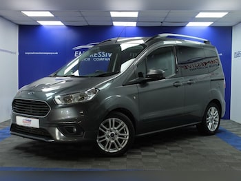Used Ford Tourneo Courier 2019 for sale - 76927534: Photo