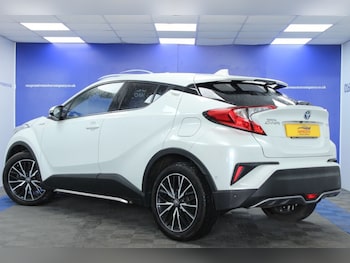Used Toyota C-HR 2017 for sale - 76429736: Photo