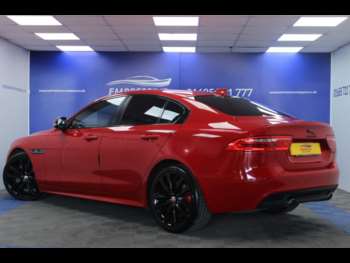Used Jaguar XE 2018 for sale - 74606704: Photo