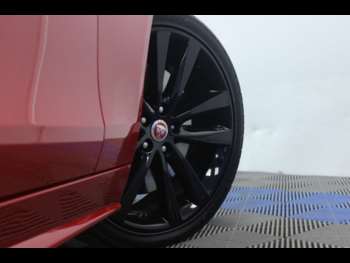Used Jaguar XE 2018 for sale - 74606704: Photo