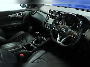 Used Nissan Qashqai 2018 for sale - 79822555: Photo