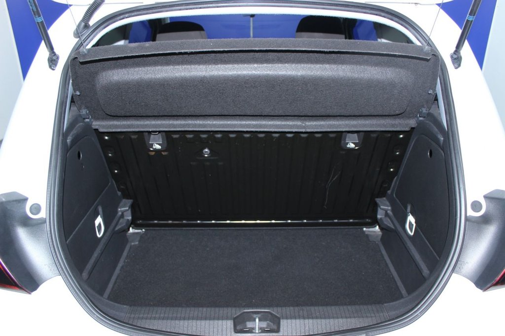 Used Vauxhall Corsa 2017 for sale - 76660635: Photo 8