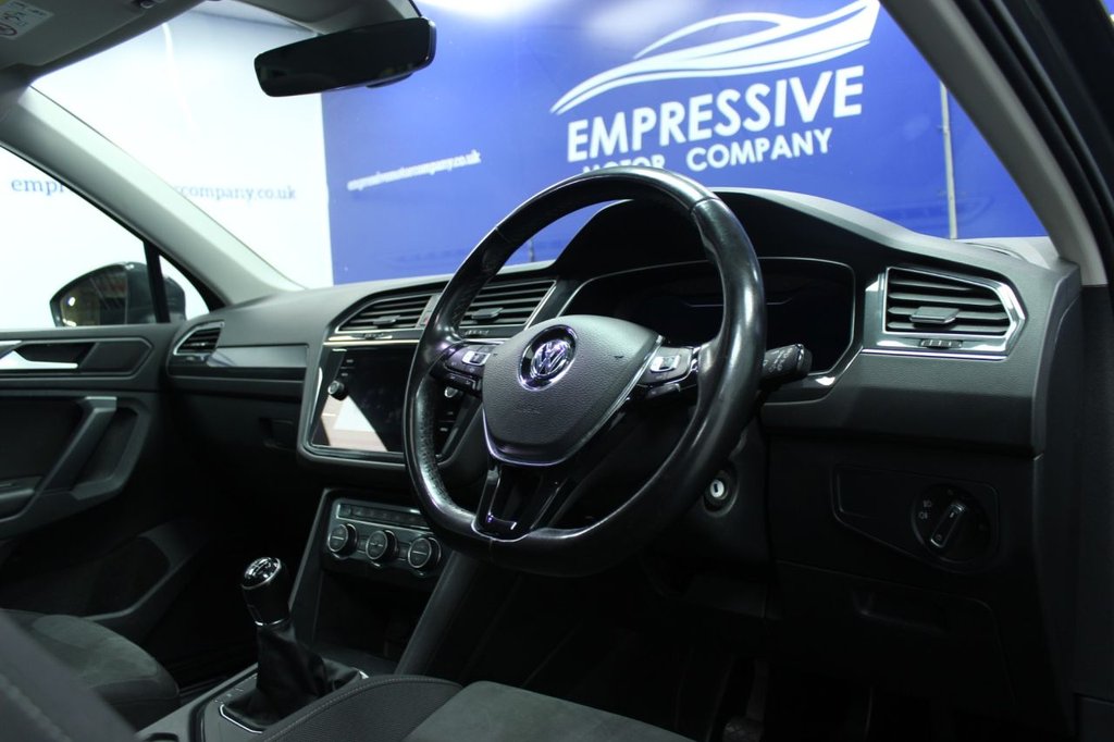 Used Volkswagen Tiguan 2019 for sale - 76691299: Photo 5