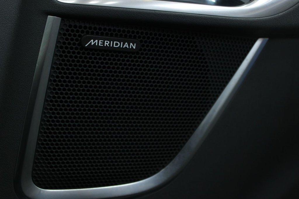 Used Jaguar E-Pace 2019 for sale - 78206535: Photo 8