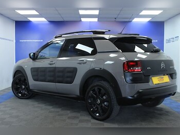 Used Citroen C4 Cactus 2017 for sale - 75142642: Photo