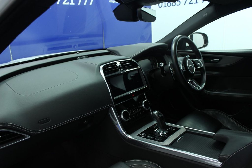 Used Jaguar XE 2020 for sale - 77841363: Photo 9