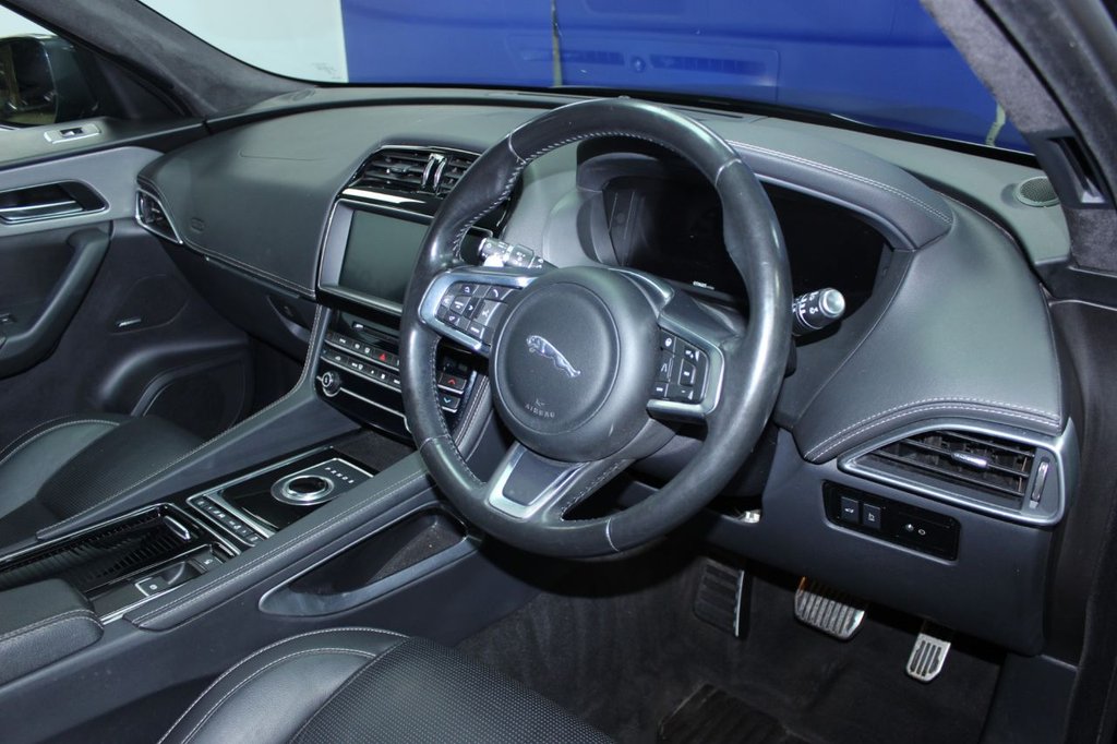 Used Jaguar F-Pace 2019 for sale - 76962006: Photo 6