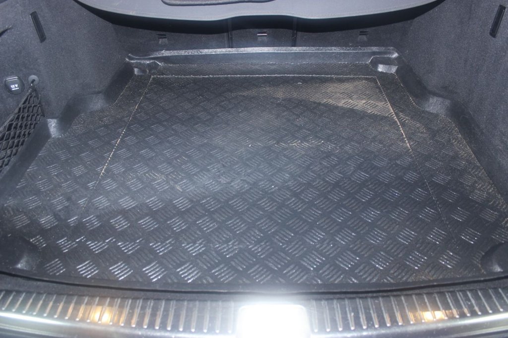 Used Mercedes-Benz C Class 2019 for sale - 76977506: Photo 5