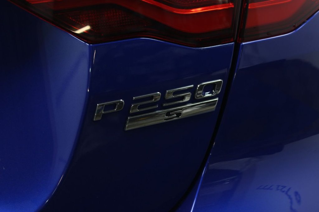 Used Jaguar XE 2020 for sale - 77177947: Photo 5