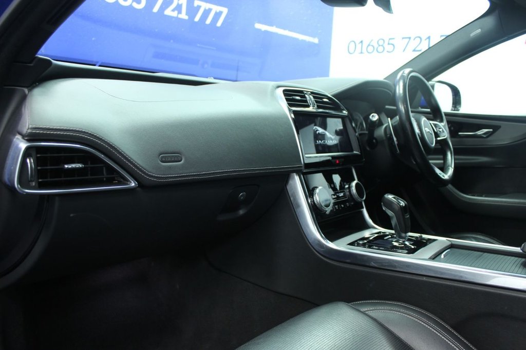 Used Jaguar XE 2020 for sale - 77177947: Photo 8