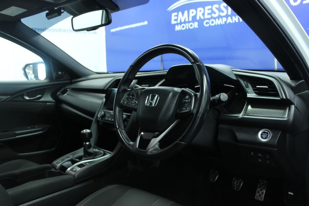 Used Honda Civic 2019 for sale - 78088438: Photo 8