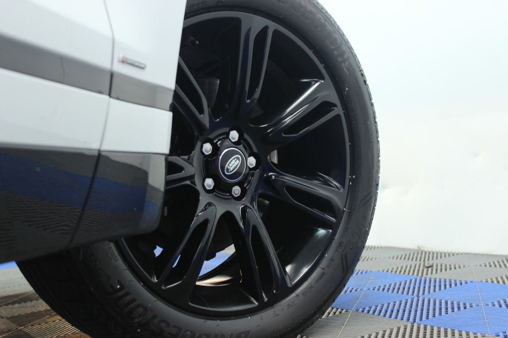 Used Land Rover Range Rover Velar 2019 for sale - 77806035: Photo 2