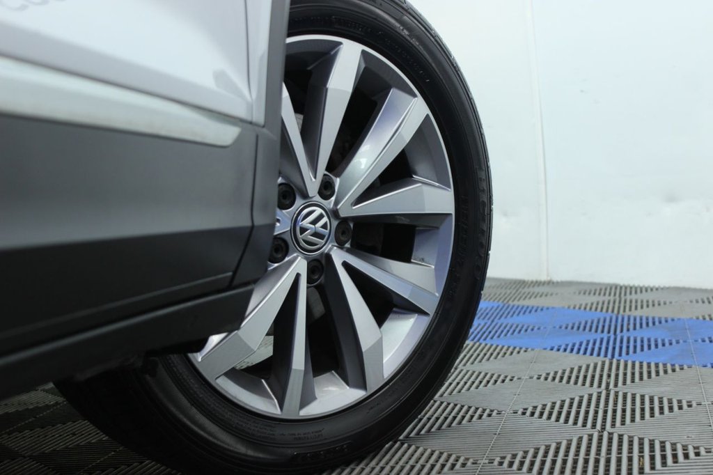 Used Volkswagen T-Roc 2019 for sale - 76574718: Photo 3