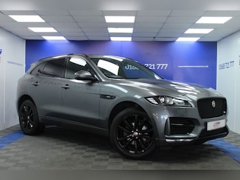 Used Jaguar F-Pace 2017 for sale - 75801548: Photo