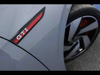 Used Volkswagen Golf 2021 for sale - 75211715: Photo