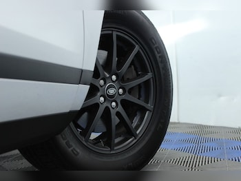 Used Land Rover Range Rover Evoque 2021 for sale - 75830546: Photo