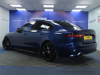Used Jaguar XE 2020 for sale - 79166412: Photo