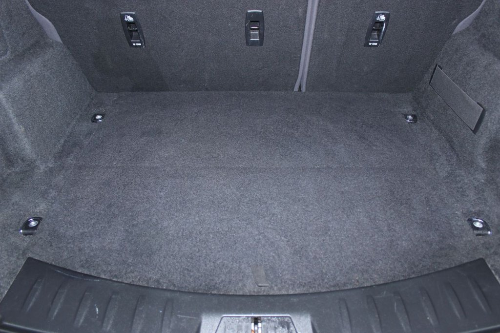 Used Jaguar E-Pace 2019 for sale - 76439355: Photo 4