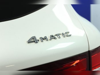 Used Mercedes-Benz GLC 2019 for sale - 77660245: Photo