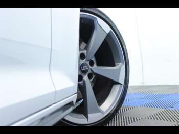 Used Audi A4 2018 for sale - 72400086: Photo