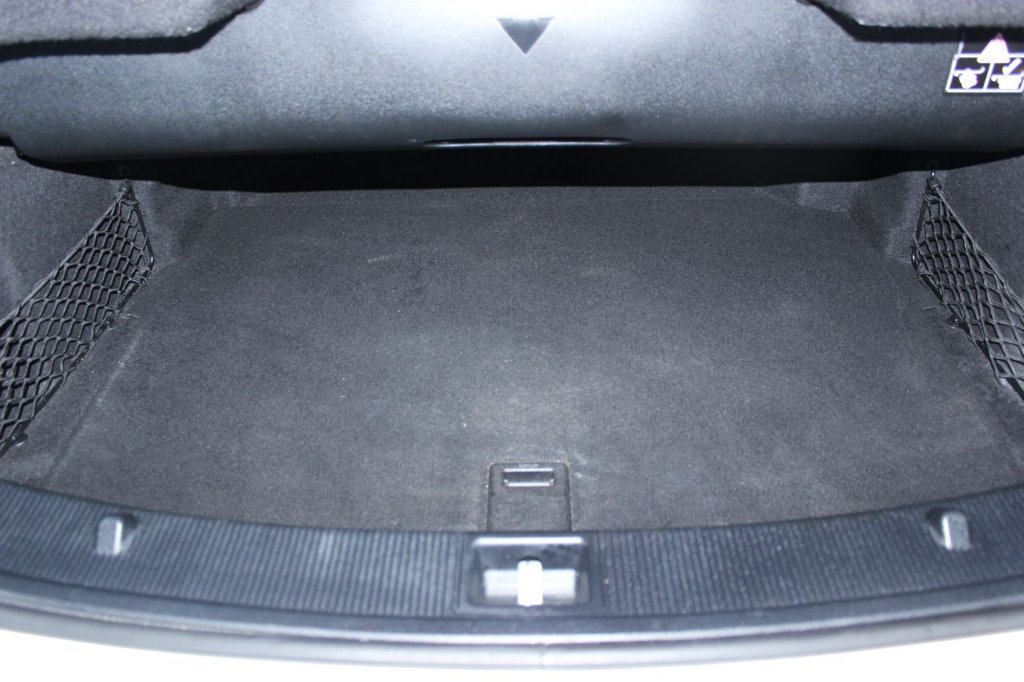 Used Mercedes-Benz E Class 2014 for sale - 76216791: Photo 5