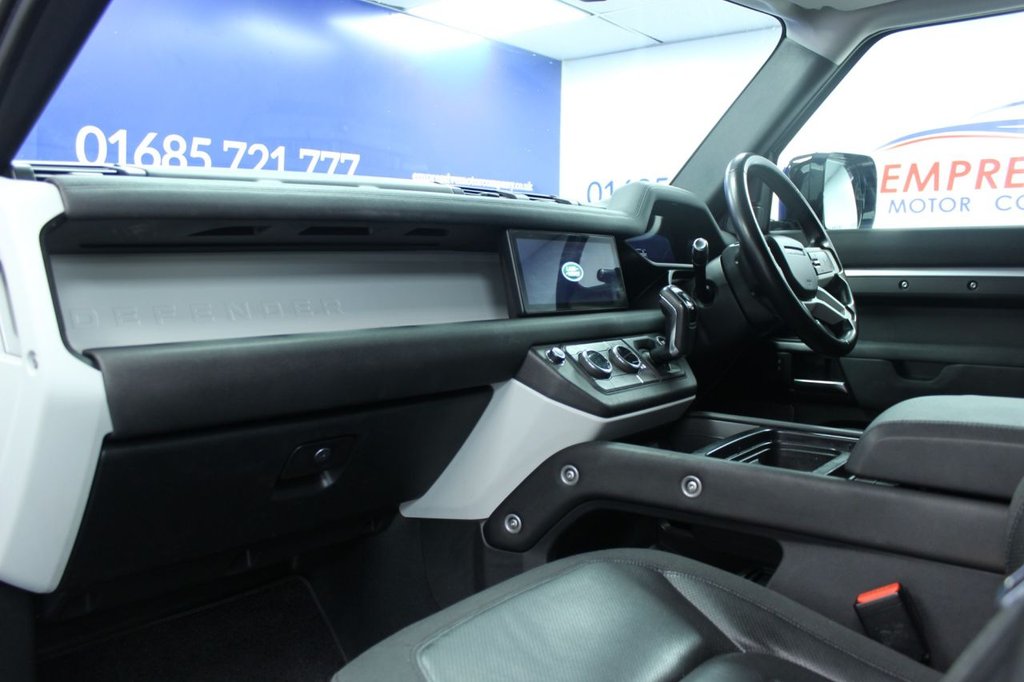 Used Land Rover Defender 2021 for sale - 76132398: Photo 13