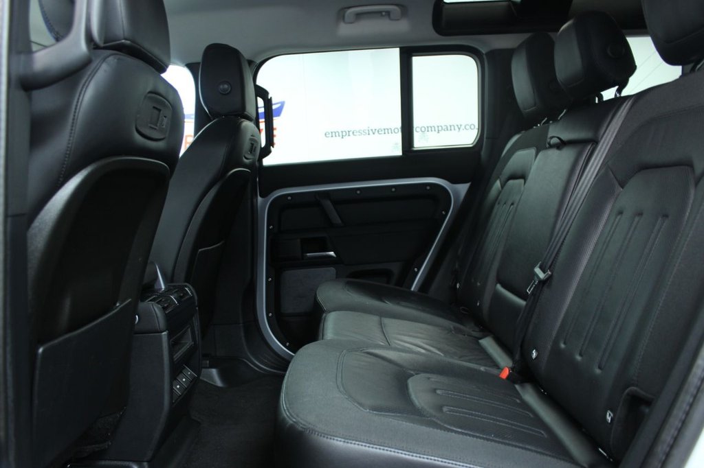 Used Land Rover Defender 2021 for sale - 76132398: Photo 15