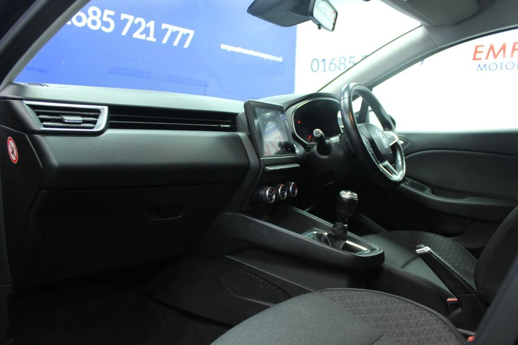 Used Renault Clio 2020 for sale - 76731157: Photo 5