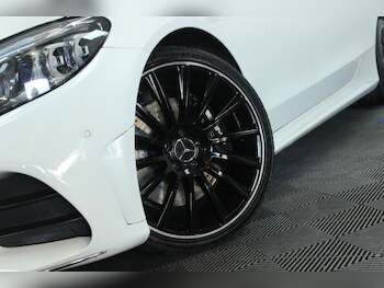 Used Mercedes-Benz C Class 2018 for sale - 77048775: Photo