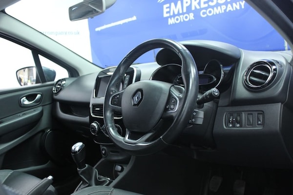 Used Renault Clio 2018 for sale - 74740292: Photo 5