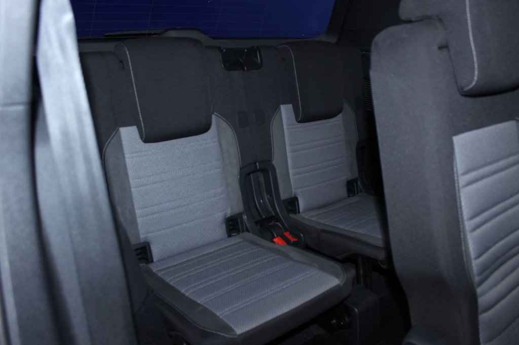 Used Volkswagen Touran 2018 for sale - 77157789: Photo 10